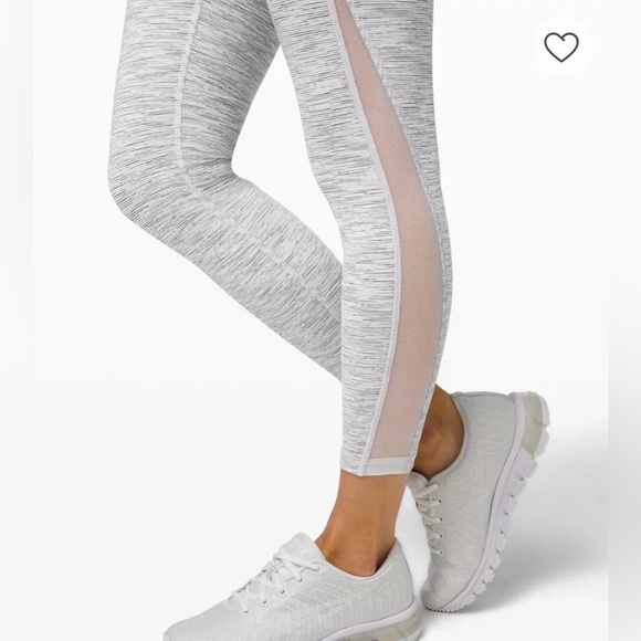 Lululemon - Train Times 7/8 Pants - Size 4 - Picture 3 of 12